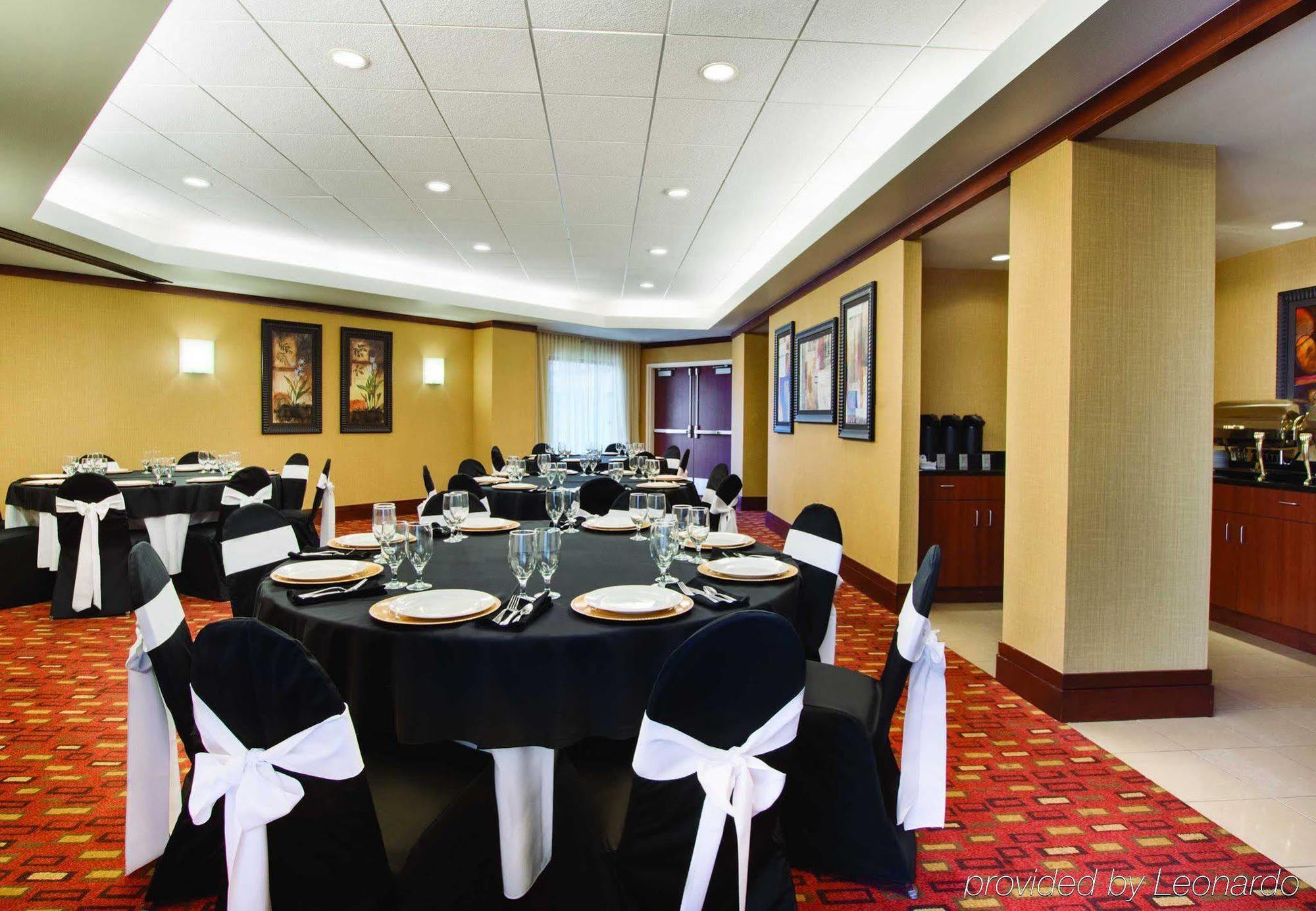 Courtyard By Marriott Oklahoma City Downtown Dış mekan fotoğraf